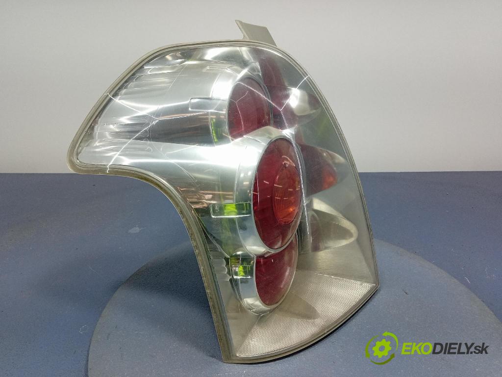 Toyota Corolla verso 2005 svetlo / reflektor zad ľavá Vonkajsia: 0F-01