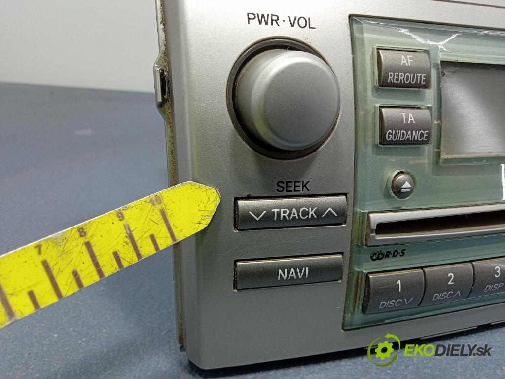 Toyota Corolla verso 2005 Radio I Navigácia: 86120-0F010