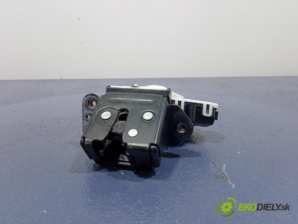 Mazda Cx-5 2013 zámok Klapky: kufra: C6728