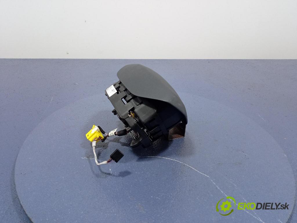 Skoda Superb 0 Airbag: Řidiči: x 3V0880201AA
