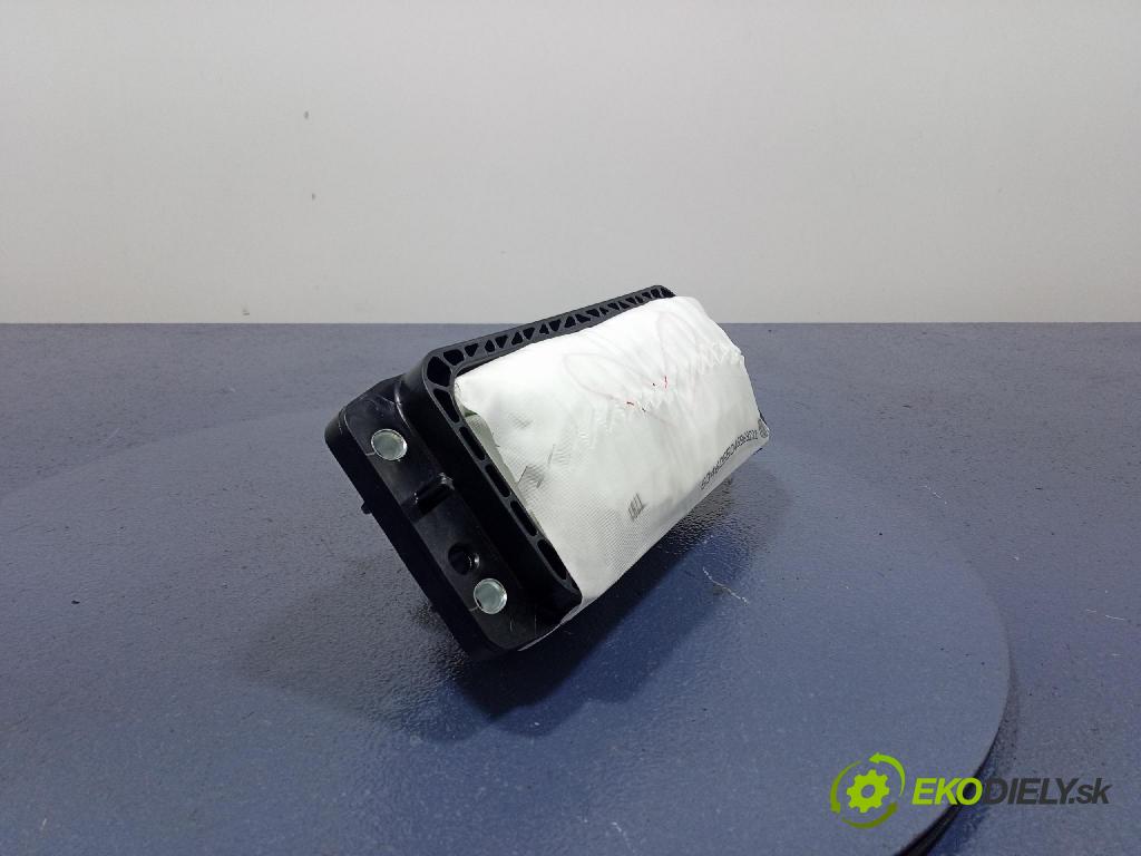 Skoda Superb 0 Airbag: Cestujúcí: x 3V0880204E