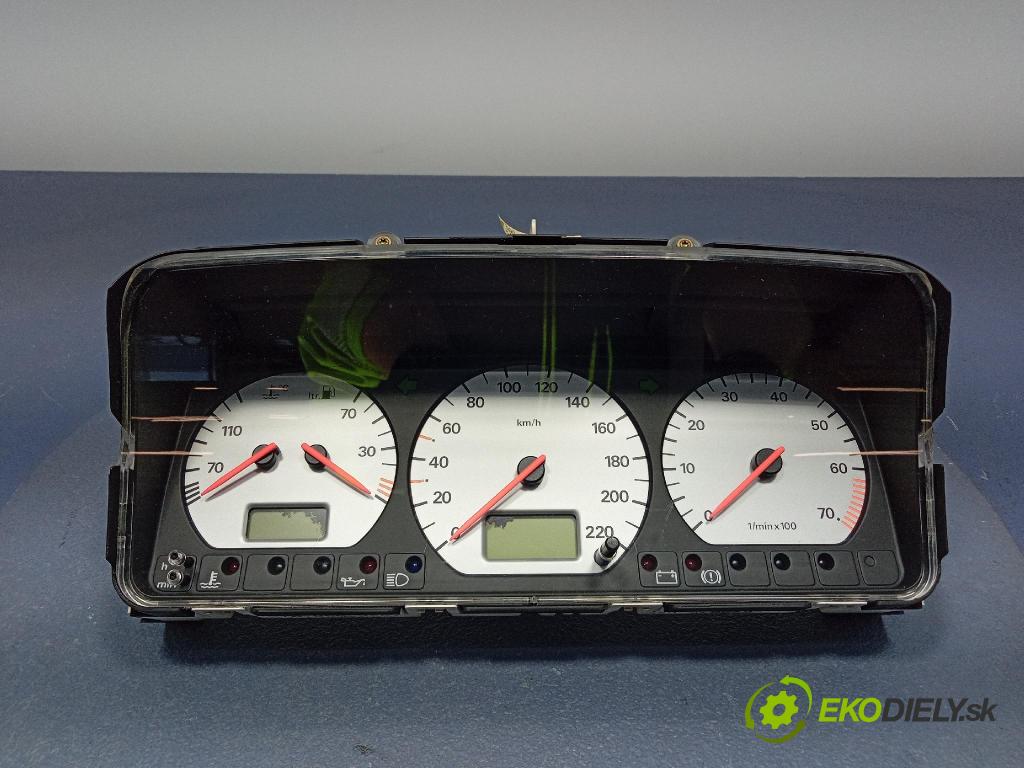 Vw Passat 1996 prístrojovka/ budíky 3A0919861D