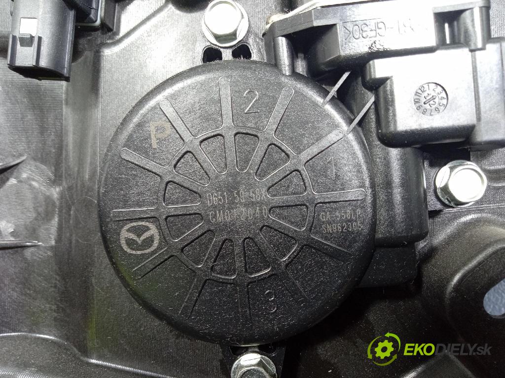 Mazda Cx-5 2013 mechanizmus okna Okná: Predné Vľavo: KD535997X