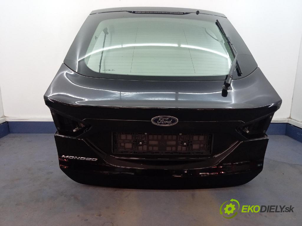 Ford Mondeo 2017 zadna dveře kufra: kufra: