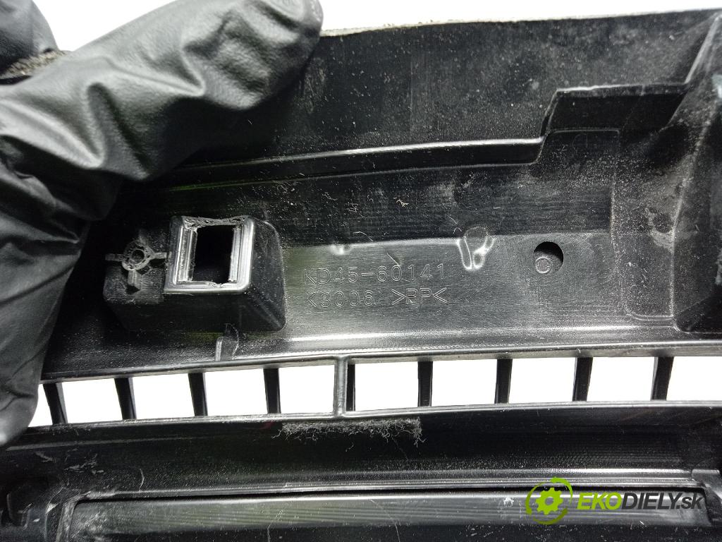 Mazda Cx-5 2013 kokpit,pristrojová doska KD45-60141
