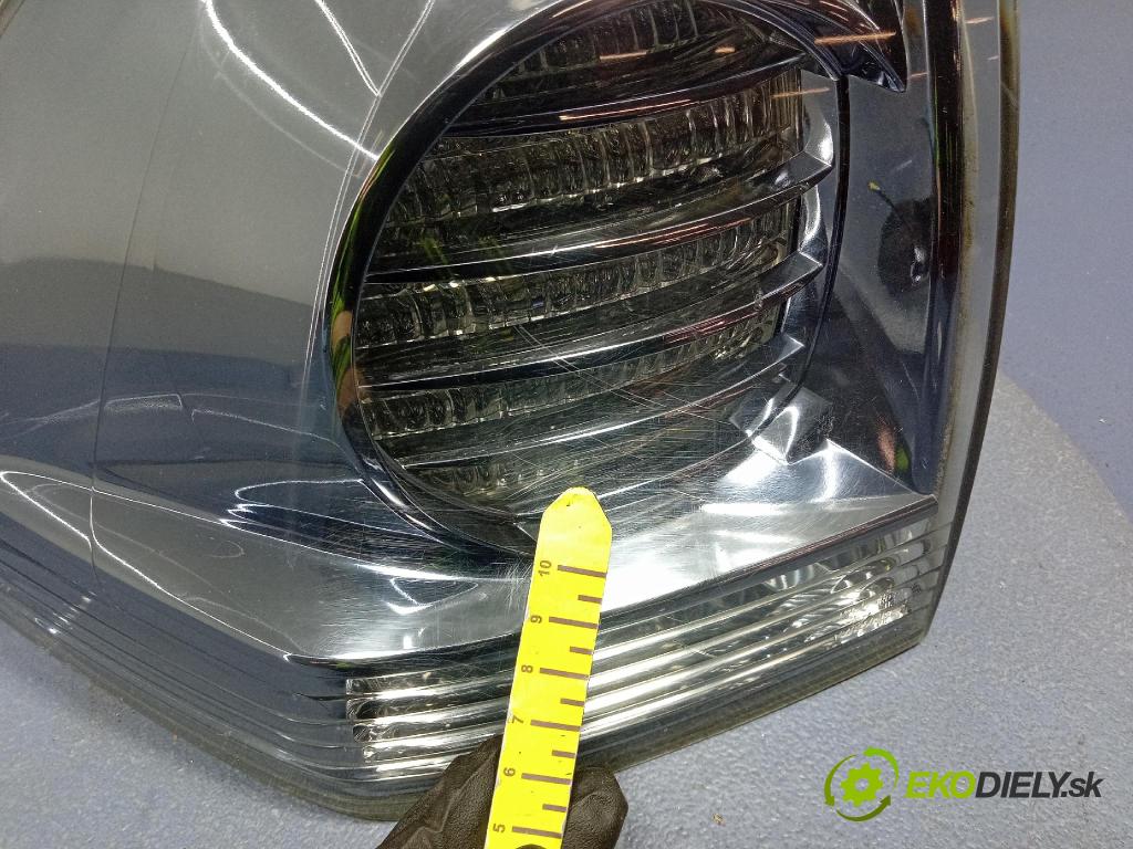 Lexus RX 2009 svetlo / reflektor zad ľavá Vonkajsia: KOITO 48-63