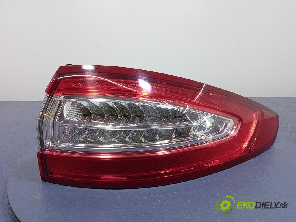 Ford Mondeo 2017 svetlo / reflektor zad Prava: Vonkajsia: DS73-13404-FJ