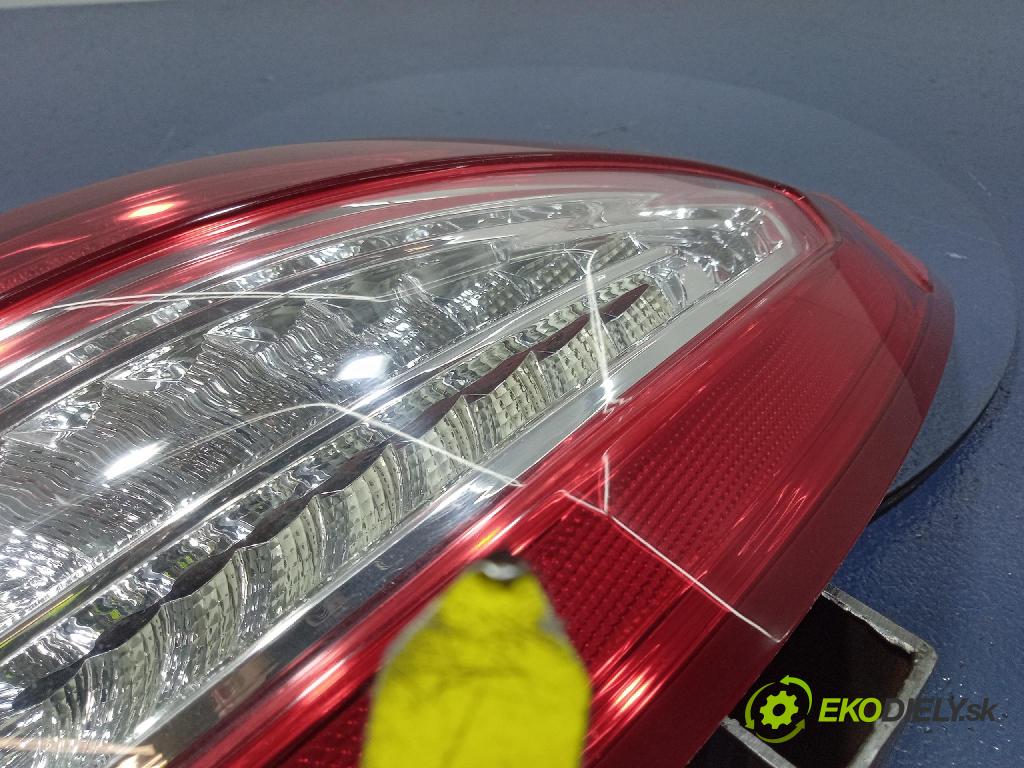 Ford Mondeo 2017 svetlo / reflektor zad Prava: Vonkajsia: DS73-13404-FJ