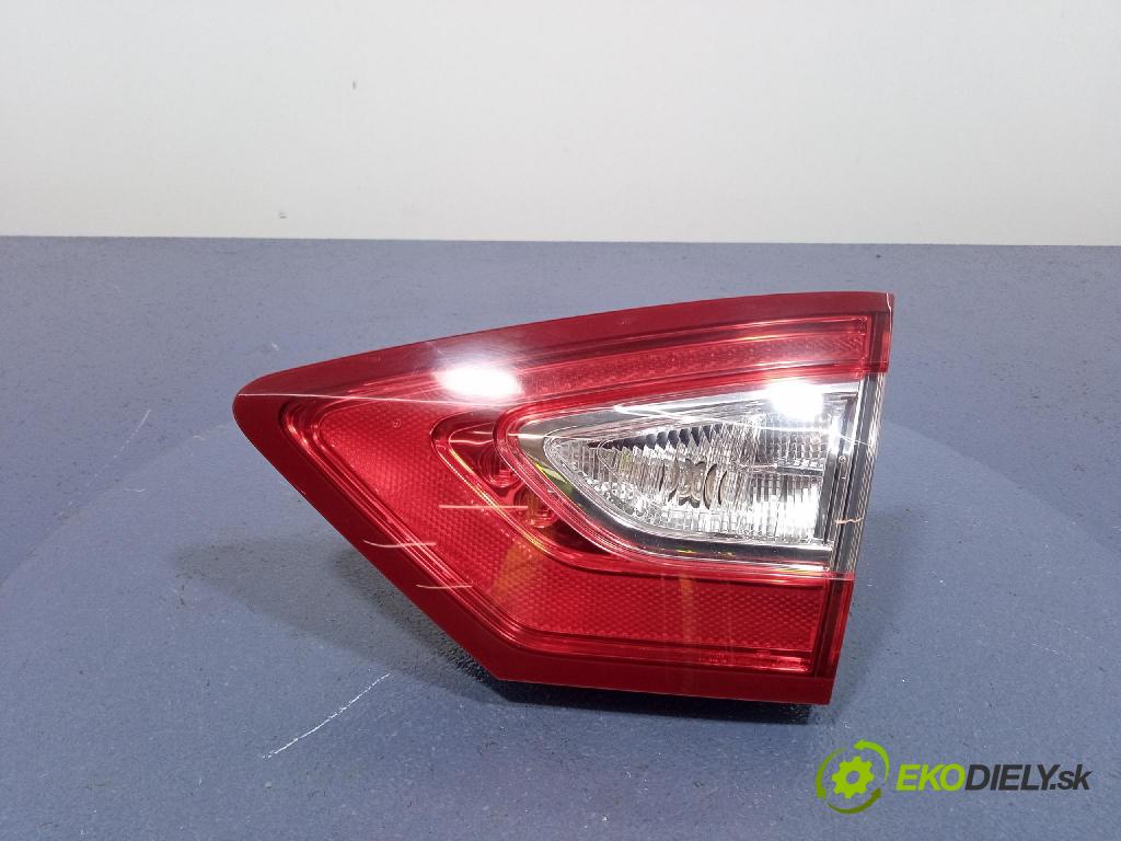Ford Mondeo 2017 svetlo / reflektor zad Prava: Vnútri: DS73-13A602-JE