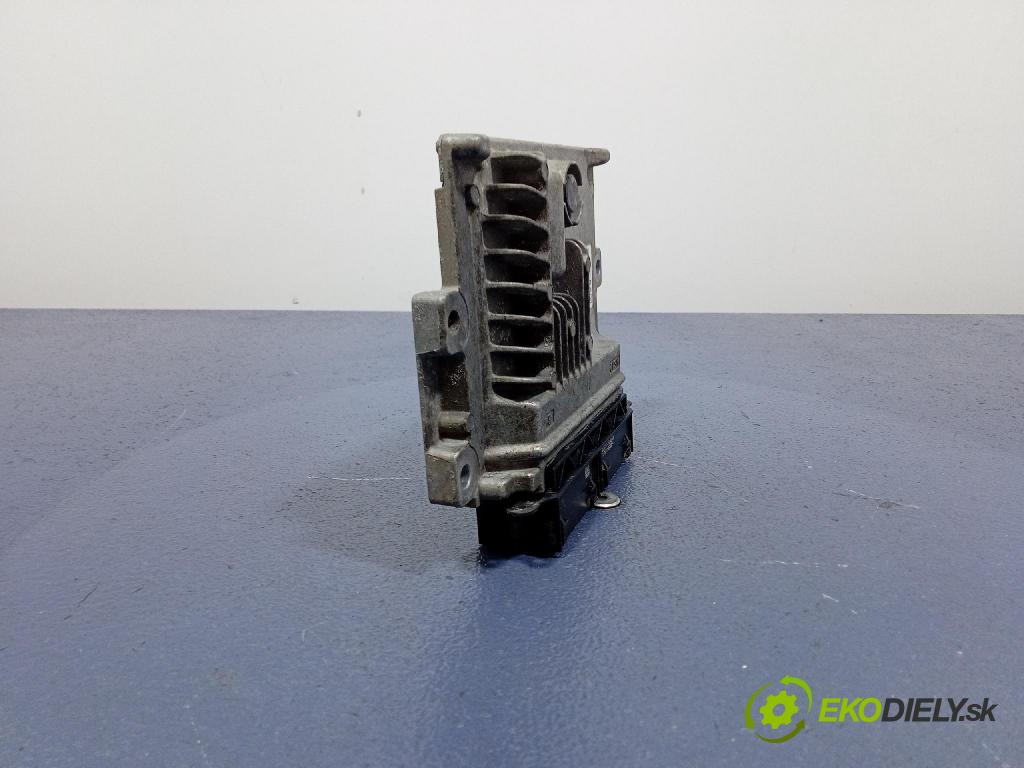 Ford Mondeo 2017 riadiaca jednotka Motor: DS71-12B684-XC