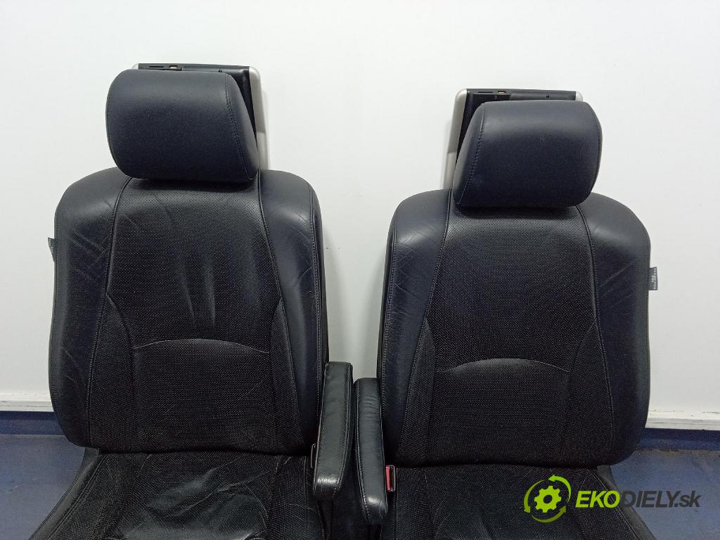 Lexus RX 2009 sedačke: Set.: 01