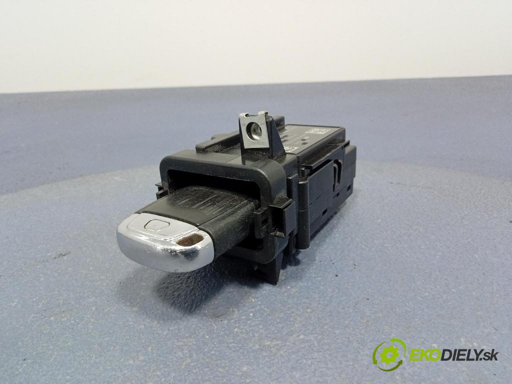Audi A4 2008 Spínač zapaľovania: 8K0909131C