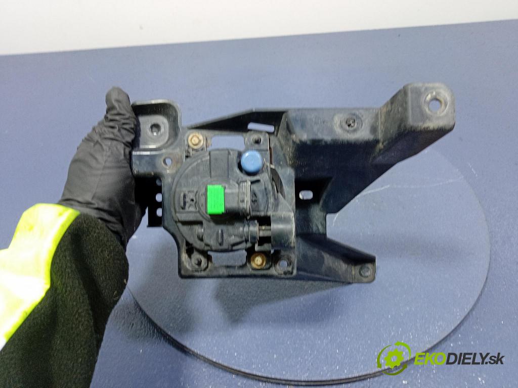 Ford Mondeo 2017 Halogen v pravo: DS73-15266-B