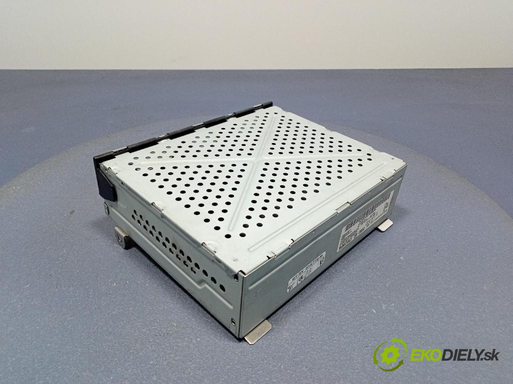 Audi A4 2008 Radio I Navigácia: 4F0035541L
