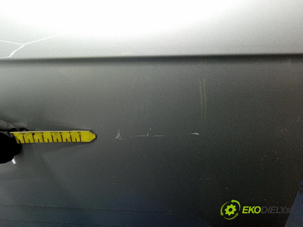 Audi A4 2008 dvere Predné pravé