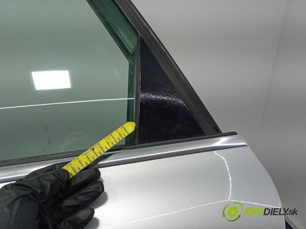 Audi A4 2008 dvere zad Vľavo: