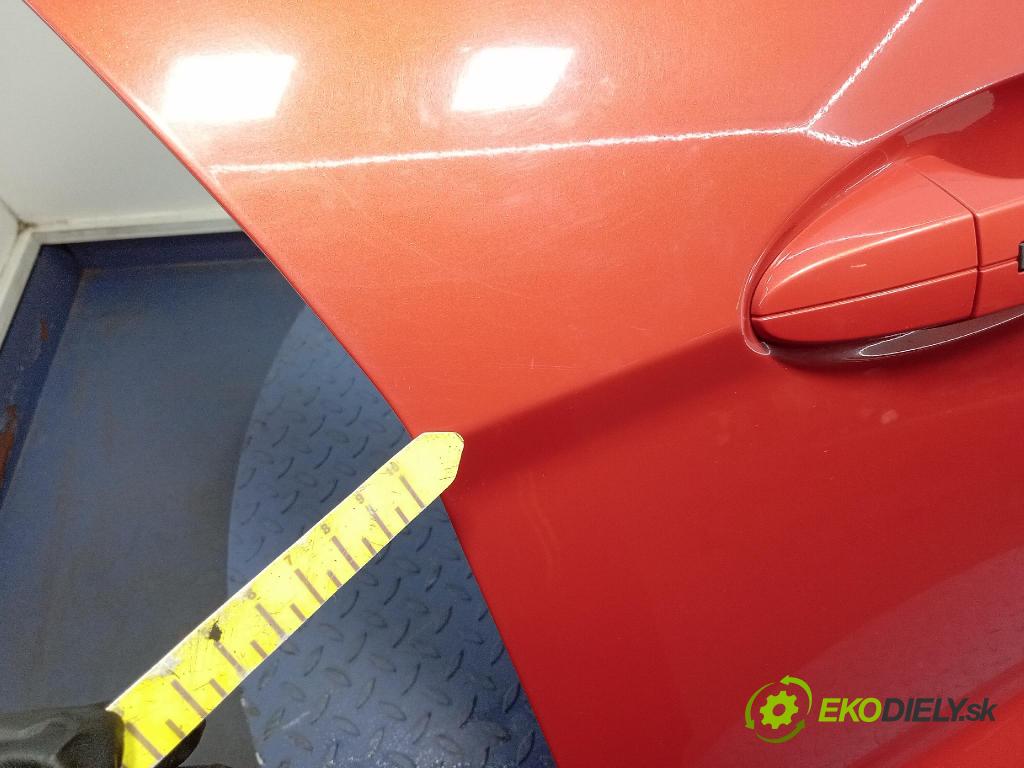 Ford Ecosport 2015 dvere Predné pravé