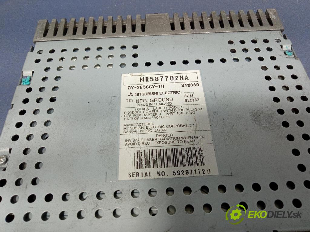 Mitsubishi Colt 2005 Radio I Navigácia: MR587702HA