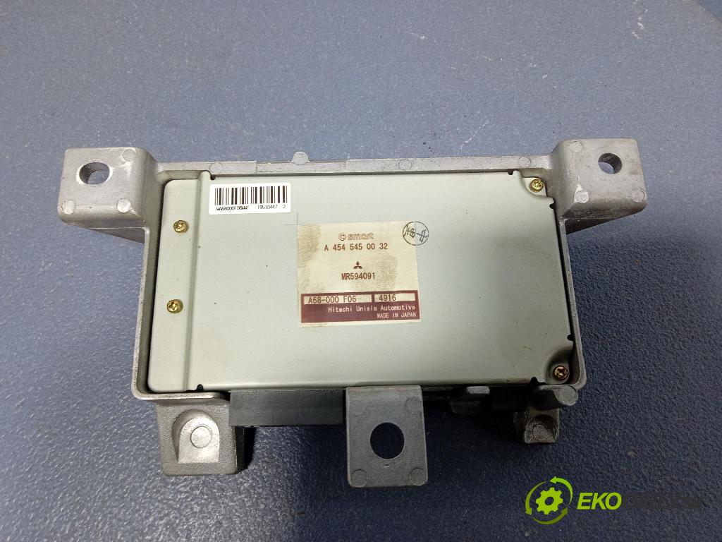 Mitsubishi Colt 2005 riadiaca jednotka MR594091