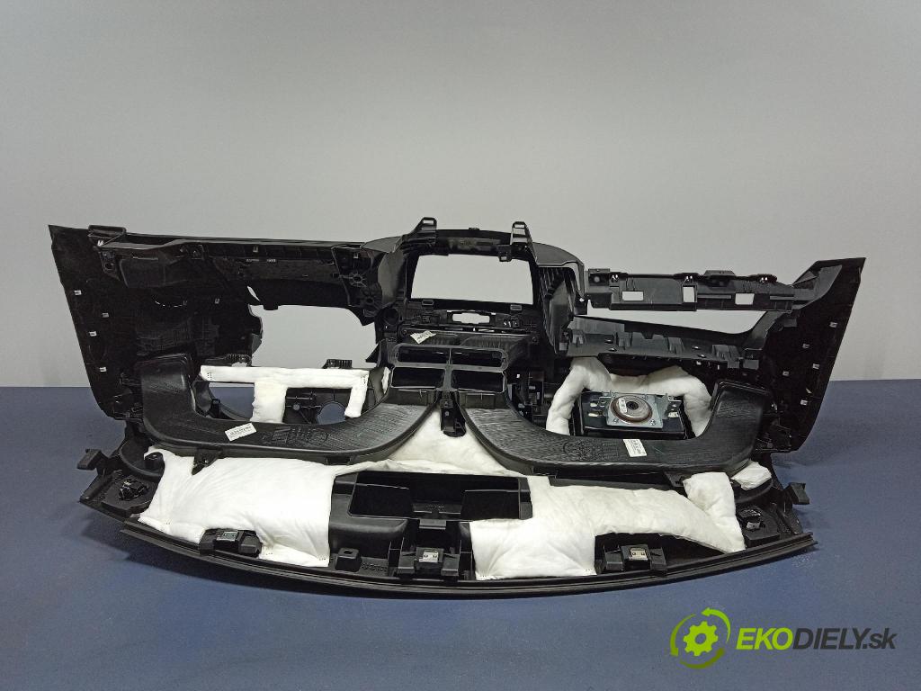 Fiat Tipo 2016 kokpit,pristrojová doska 735660756
