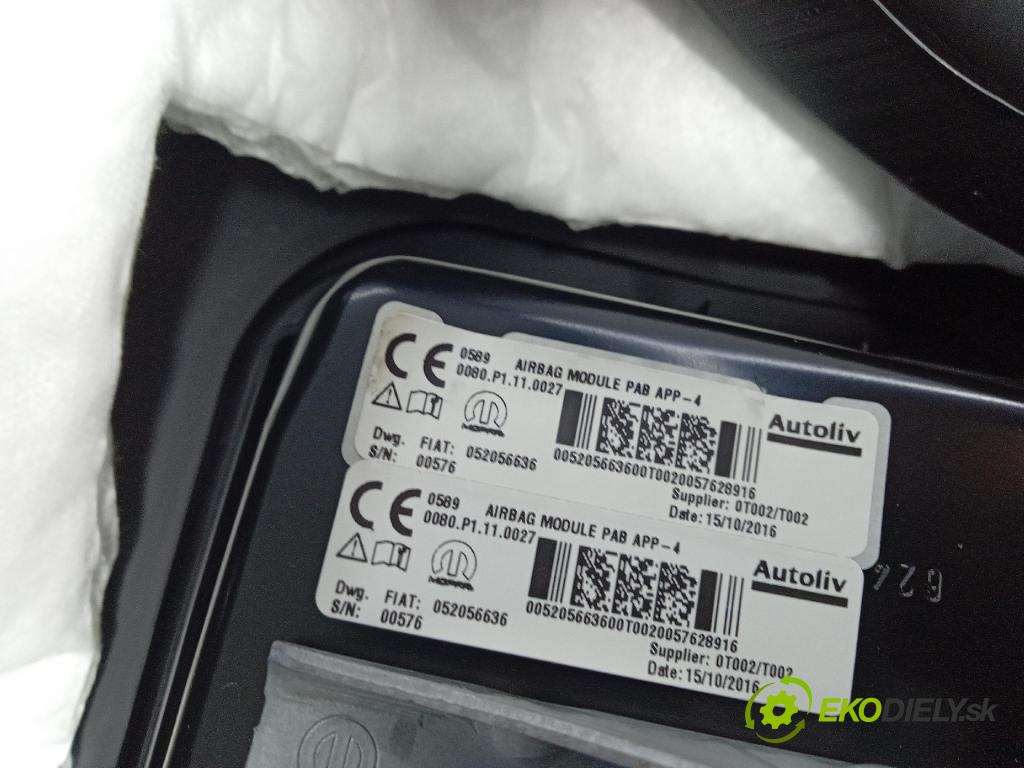 Fiat Tipo 2016 kokpit,pristrojová doska 735660756