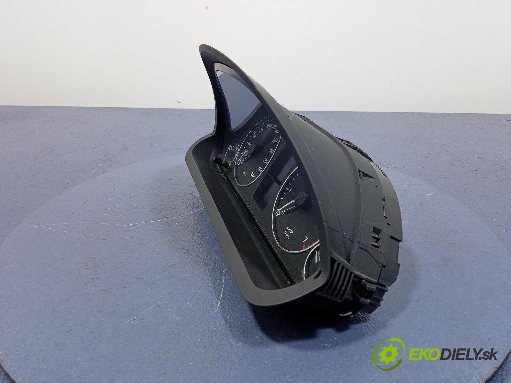 Mercedes A-Klasa 2006 prístrojovka/ budíky 1031098101