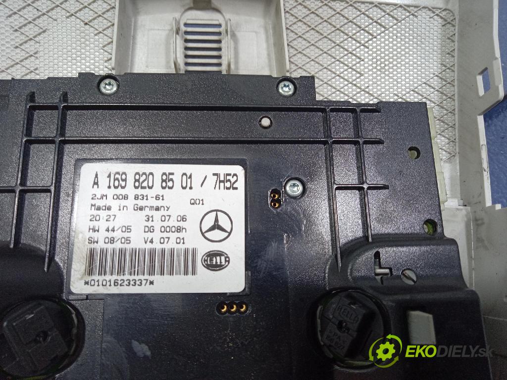 Mercedes A-Klasa 2006 Svietidlá: Vnútri: A1698208501