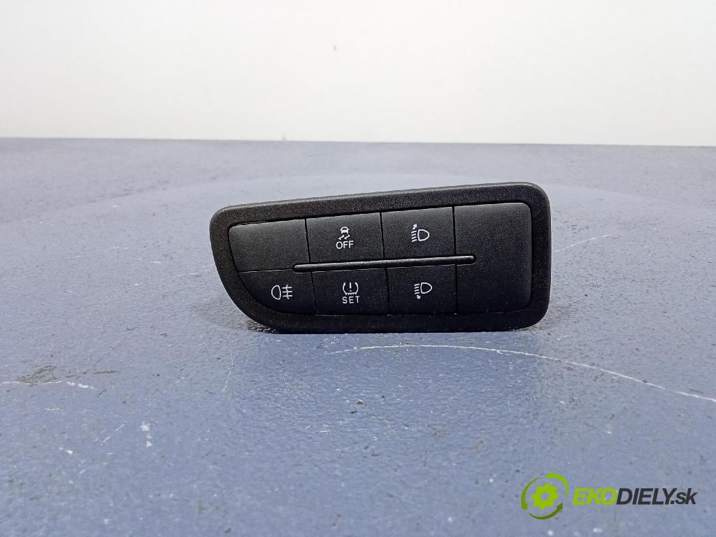 Fiat Tipo 2016 prepínač svetiel