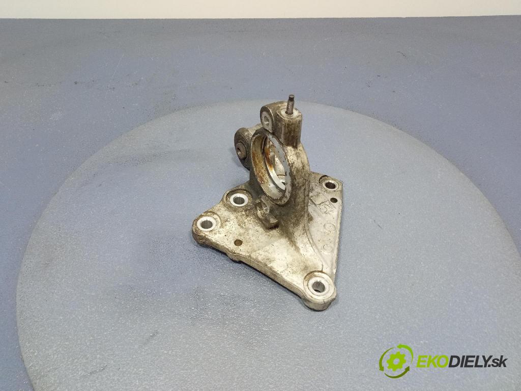 Citroen Ds5 0 airbag / držiak skrine 9677464080