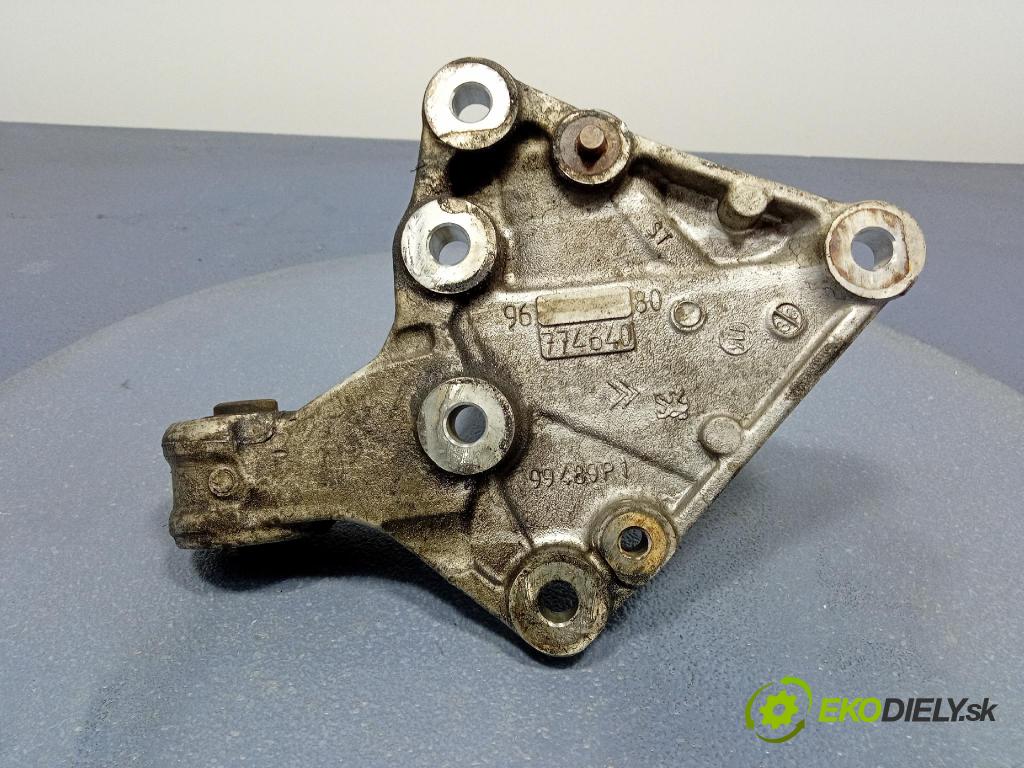 Citroen Ds5 0 airbag / držiak skrine 9677464080