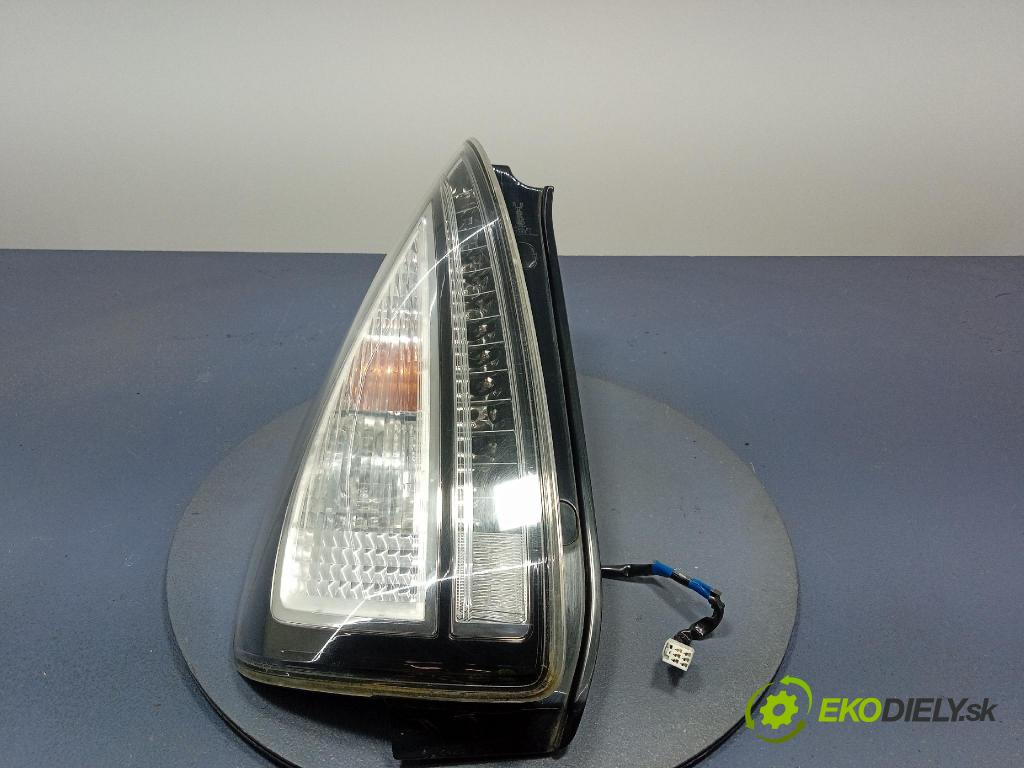 Mazda 5 2009 svetlo / reflektor zad ľavá Vonkajsia: C31751160