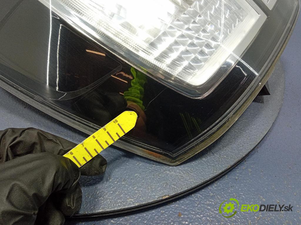 Mazda 5 2009 svetlo / reflektor zad ľavá Vonkajsia: C31751160
