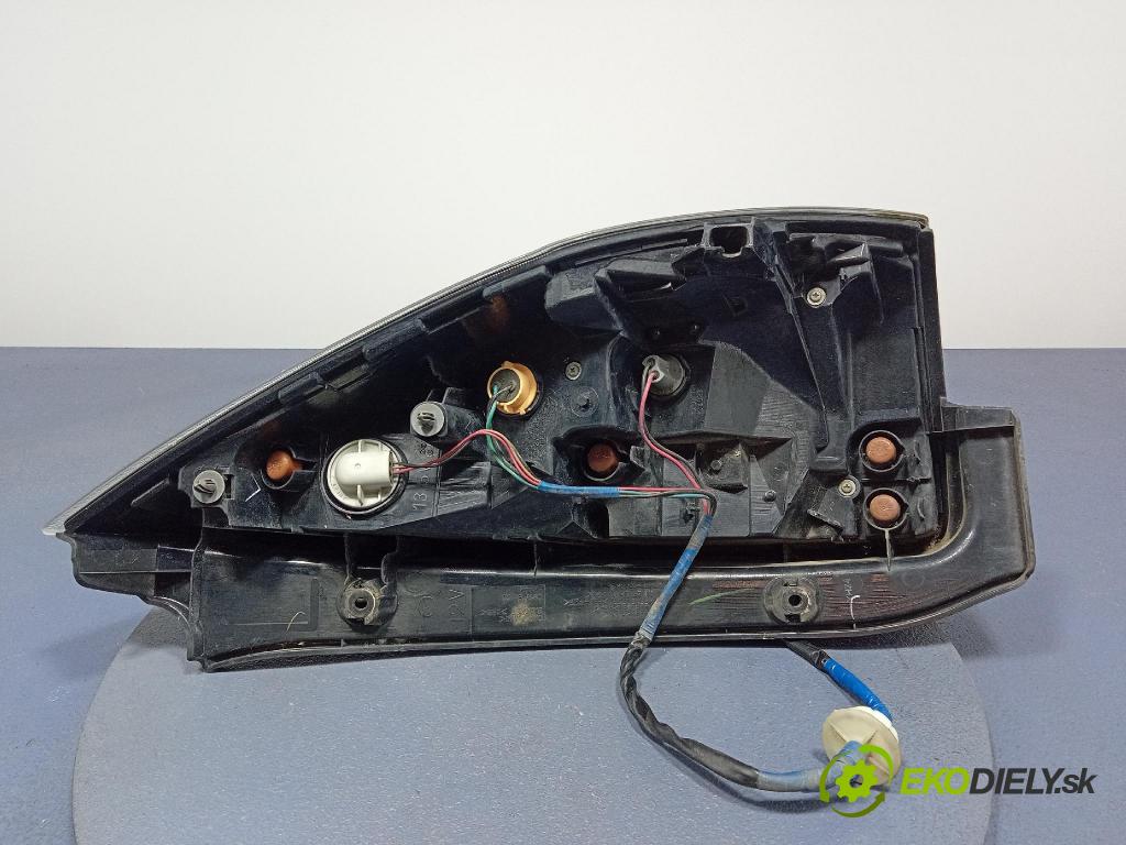 Mazda 5 2009 svetlo / reflektor zad ľavá Vonkajsia: C31751160