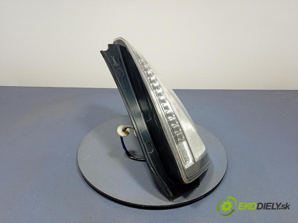 Mazda 5 2009 svetlo / reflektor zad Prava: Vonkajsia: C31751150