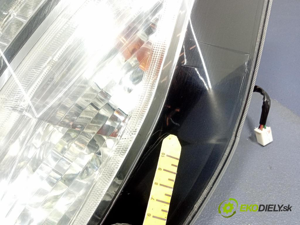 Mazda 5 2009 svetlo / reflektor zad Prava: Vonkajsia: C31751150
