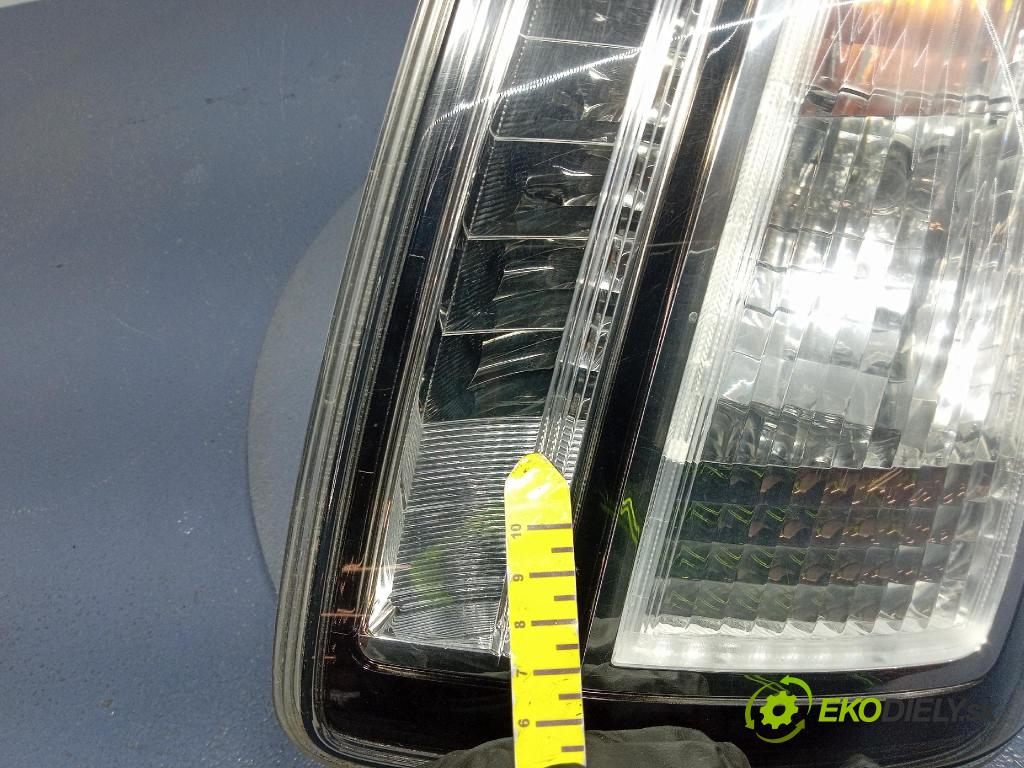 Mazda 5 2009 svetlo / reflektor zad Prava: Vonkajsia: C31751150