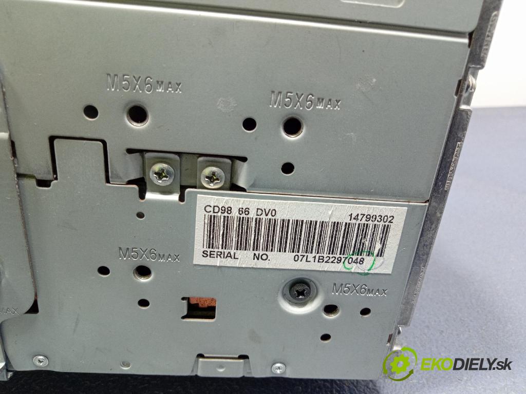 Mazda 5 2009 Radio I Navigácia: CD9866DV0
