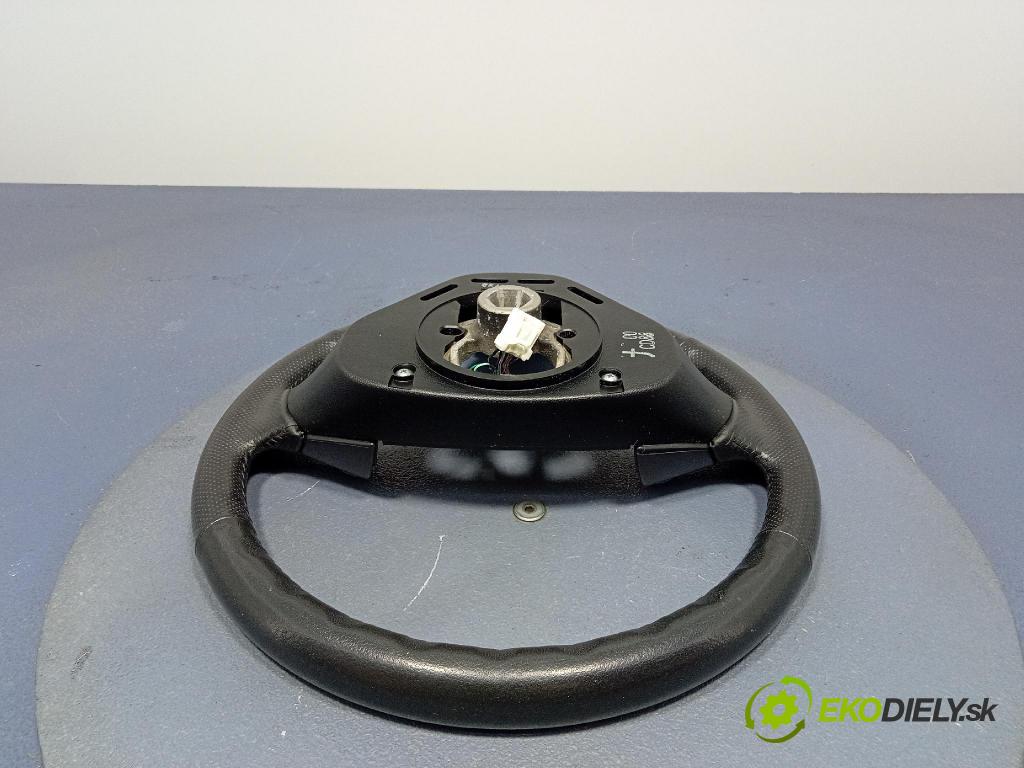 Mazda 5 2009 volant 01