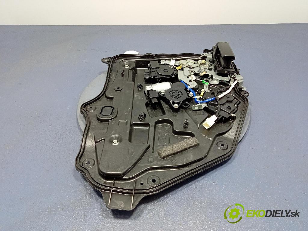 Mazda 5 2009 mechanizmus okna Okná: zad Vľavo: C2357397X