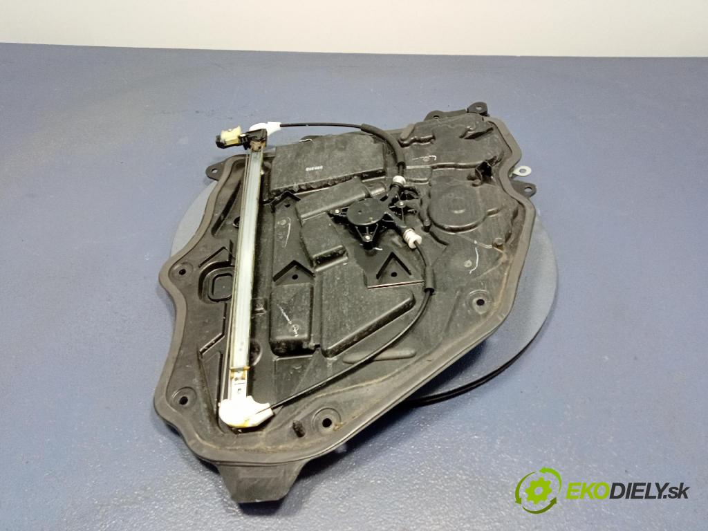 Mazda 5 2009 mechanizmus okna Okná: zad v pravo: C2357297X