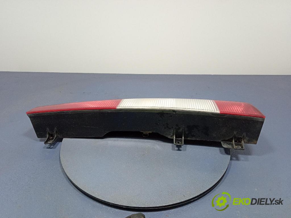 Mercedes Vito 2006 světlo Zad: Práva: Mimo: A6398201764