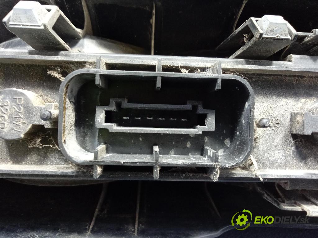 Mercedes Vito 2006 světlo Zad: Práva: Mimo: A6398201764