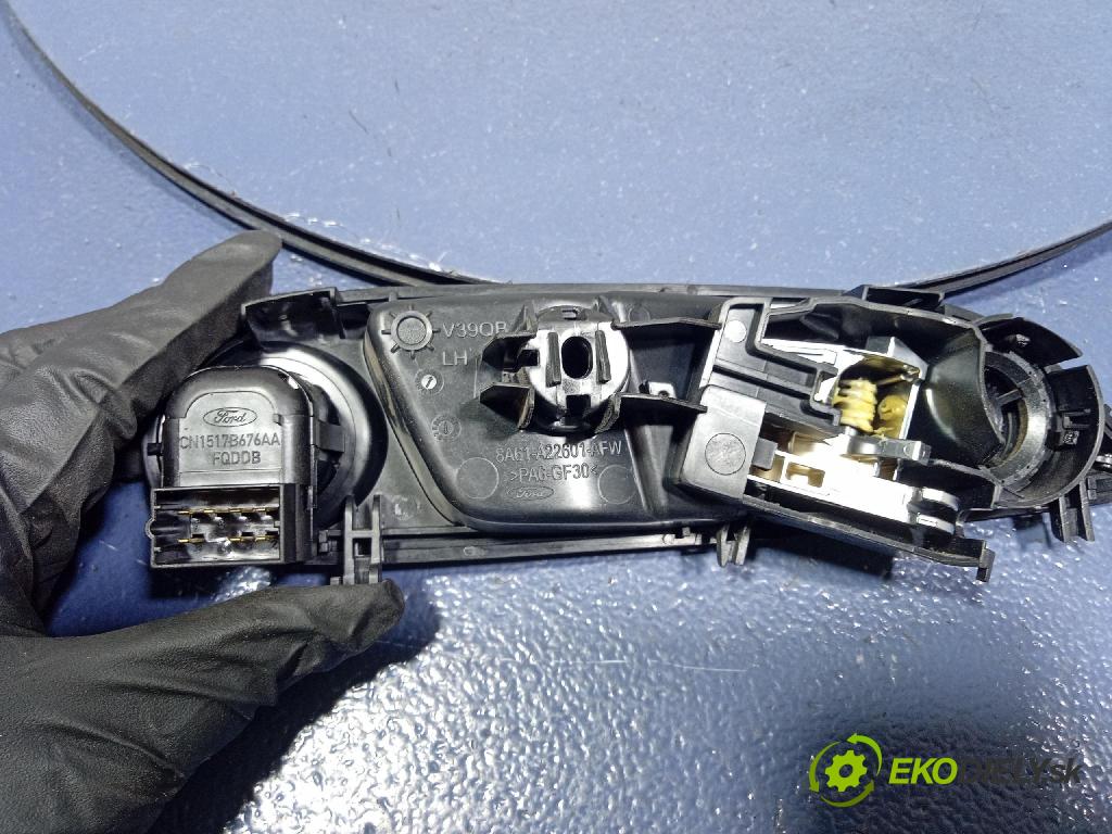 Ford Ecosport 2015 rukoväť Vnútri: 8A61-A22601-AFW