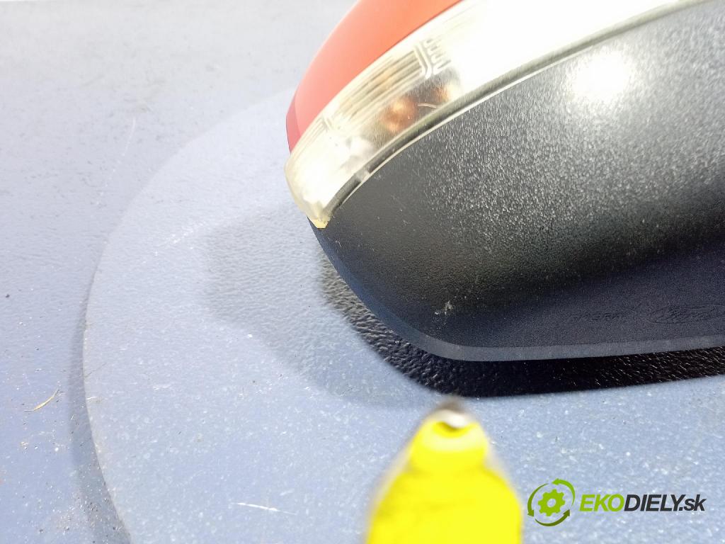 Ford Ecosport 2015 zrkadlo pravé