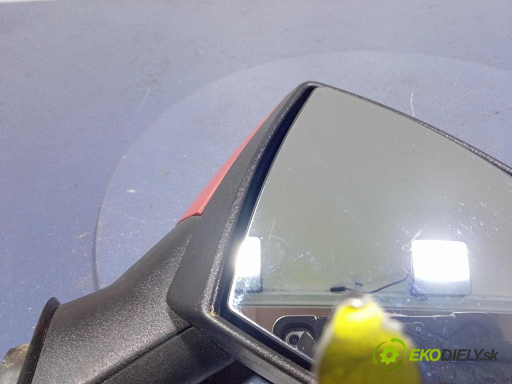 Ford Ecosport 2015 zrkadlo pravé 