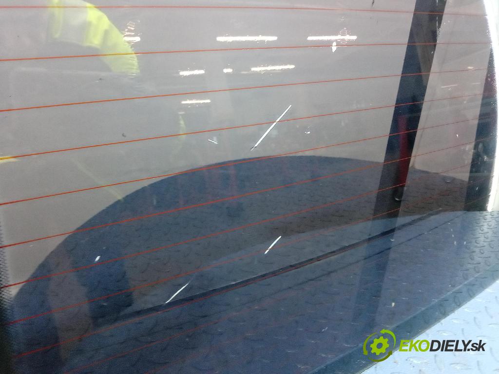 Mercedes Vito 2006 sklo zadna