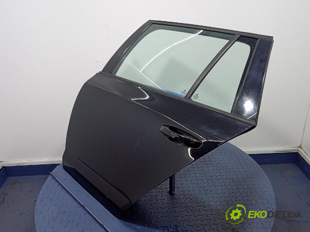 Skoda Octavia 2019 dvere zad Vľavo: