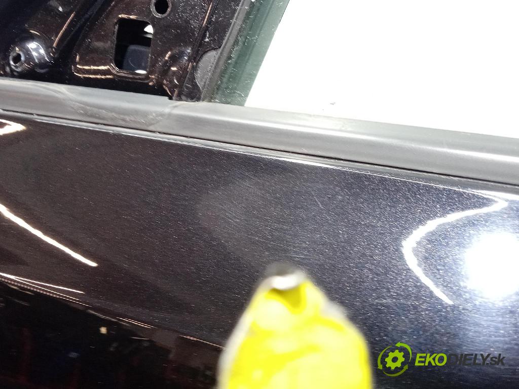 Skoda Octavia 2019 dvere Predné Vľavo: