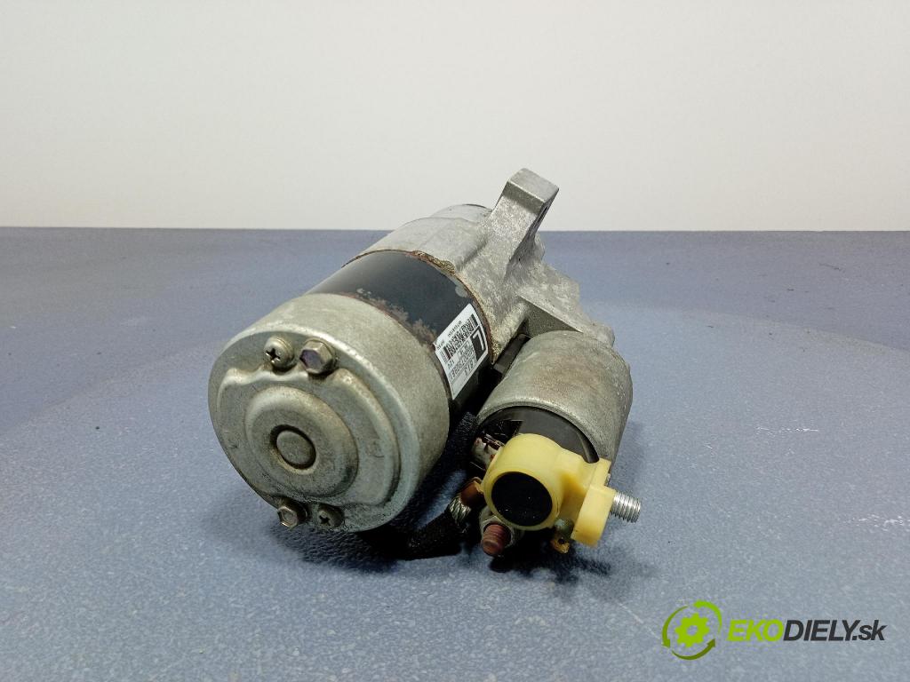 Mazda 5 2009 štartér M000T90981