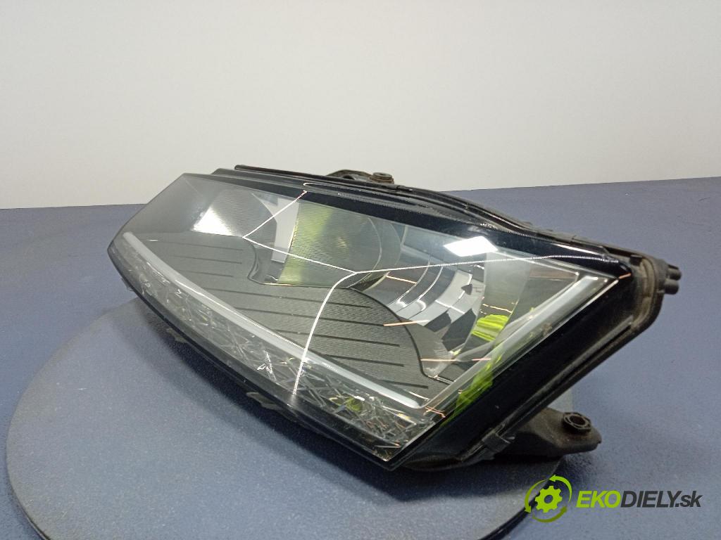 Skoda Fabia 2020 Reflektor: Vľavo: 6V1941015D